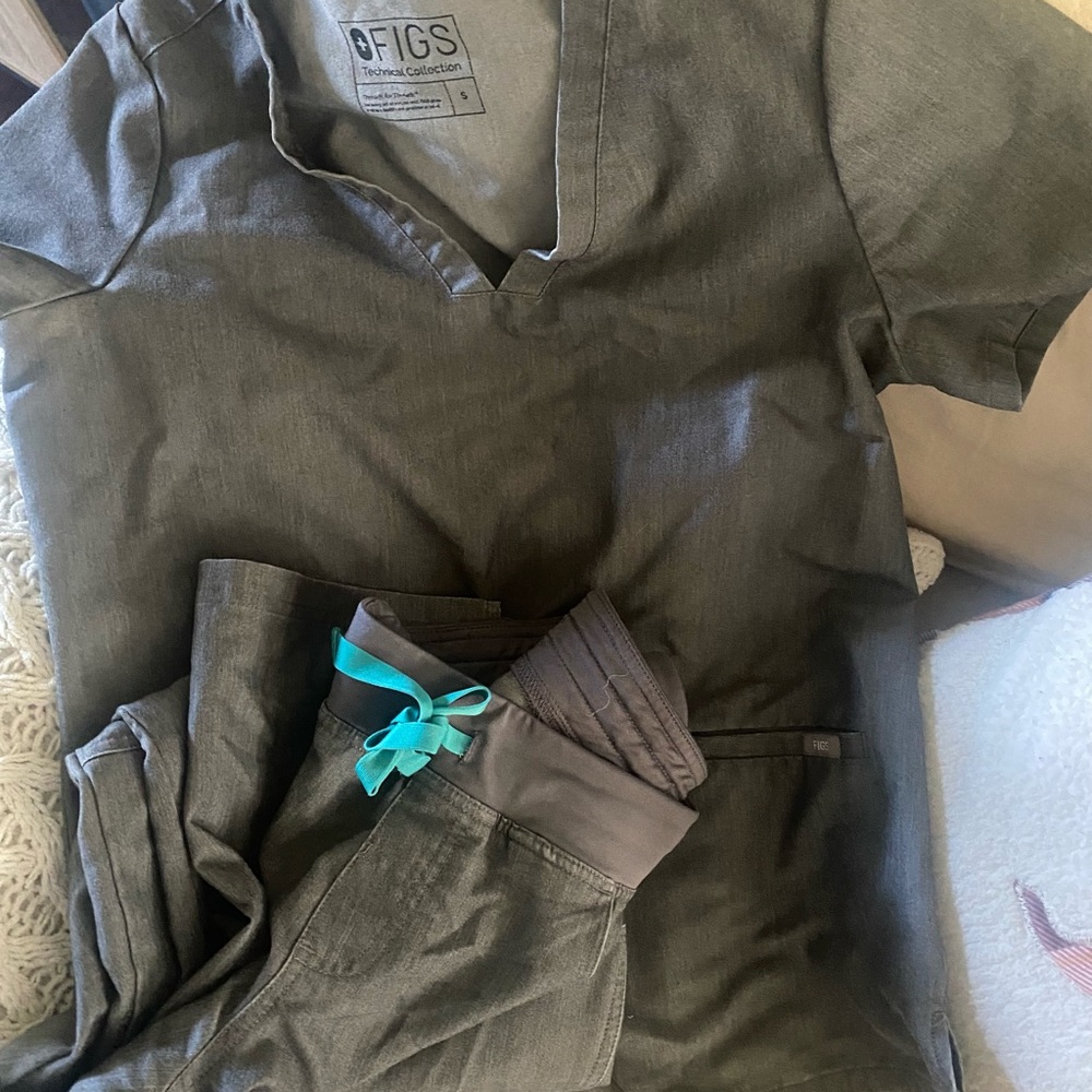 Figs Scrubs